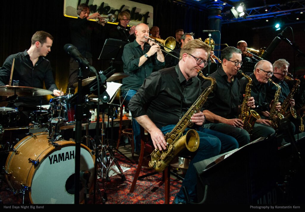 Hard Days Night Bigband feat. Petra Scheeser in concert