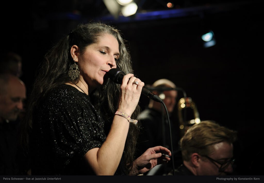 Hard Days Night Bigband feat. Petra Scheeser in concert
